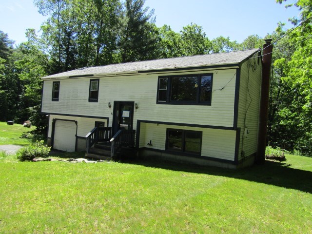 5 Pierce Road Raymond, NH 03077 - Photo 20 of 35
