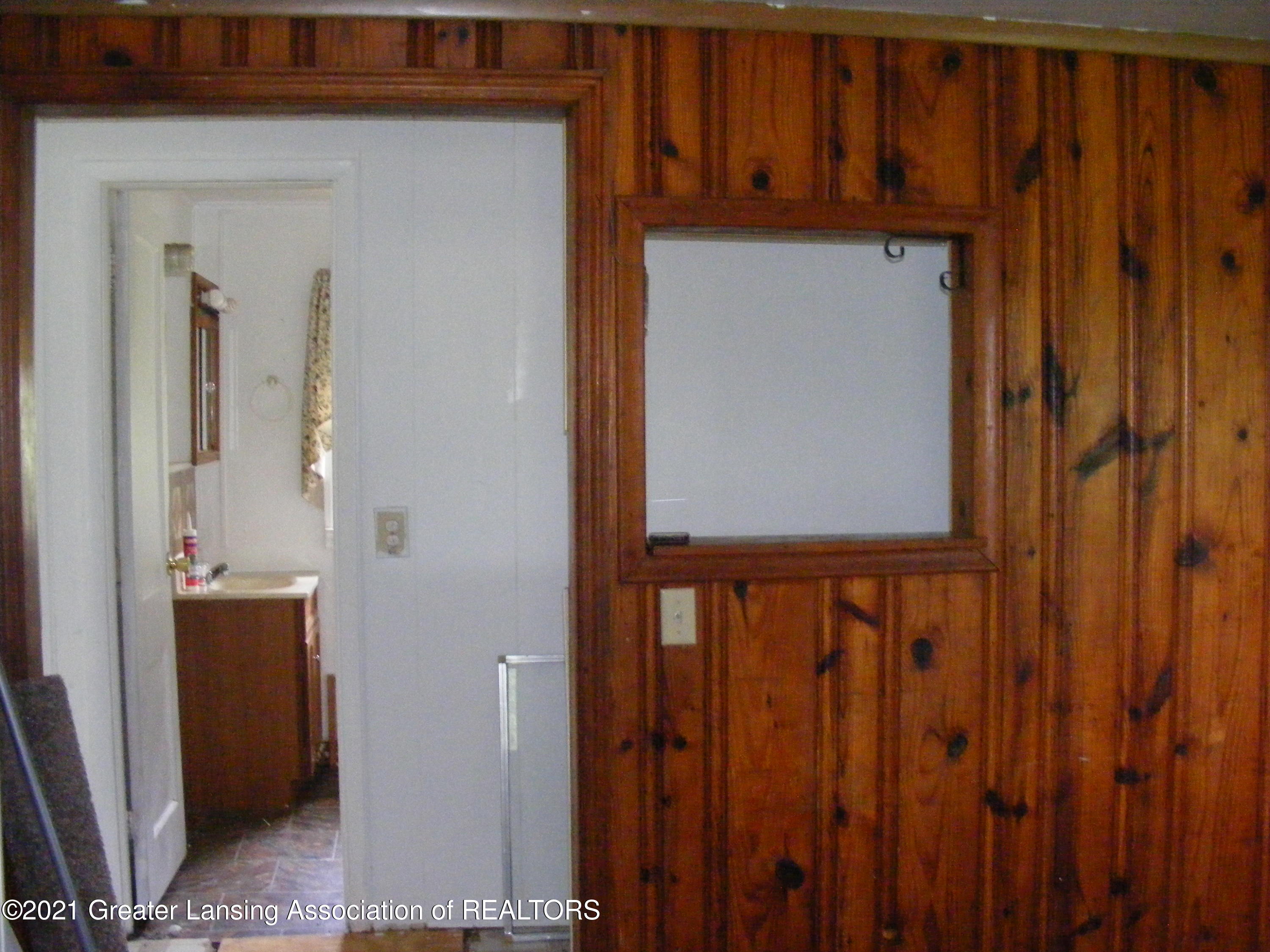 2891 Narrow Lake Road Charlotte, MI 48813 - Photo 12 of 25 DSCF1048