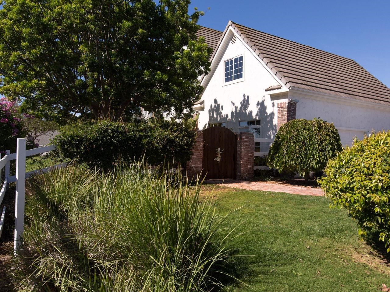 3602 Lake Ridge Road Fallbrook, CA 92028 - Photo 2 of 25