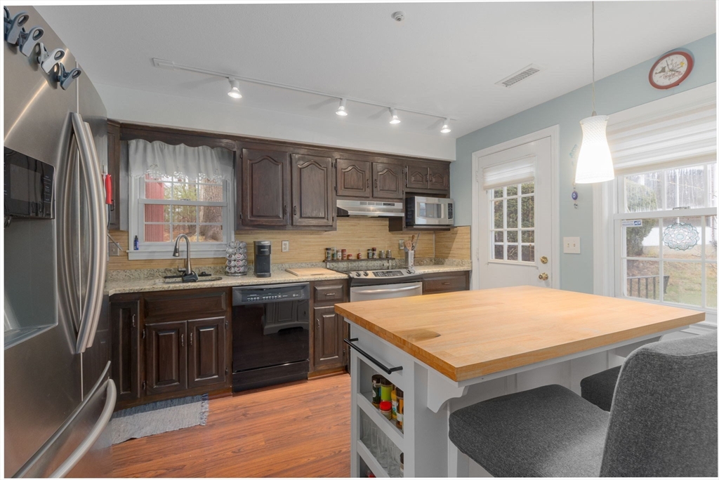 199 Erin Road, Unit 199 Stoughton, MA 02072 - Photo 7 of 24 Gallery Image 7
