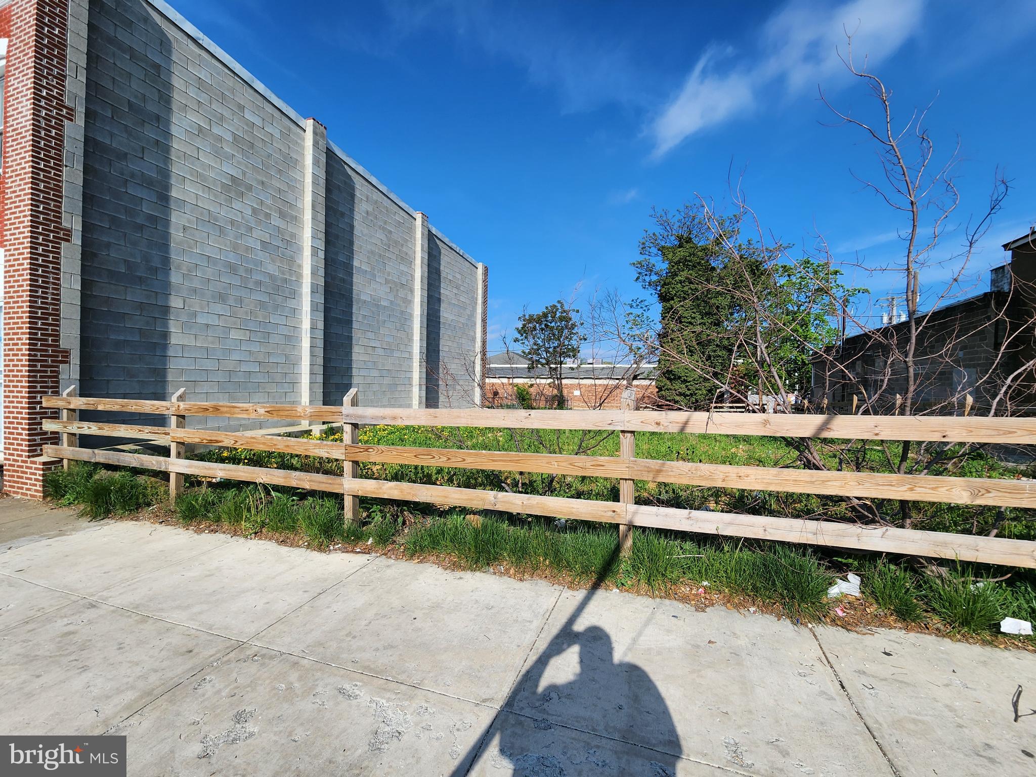 3642 South Hanover Street Baltimore, MD 21225 - Photo 3 of 8