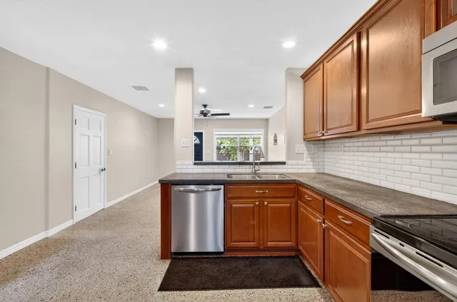 $285,000 | 2108 Donald Avenue, Fort Pierce, FL 34946