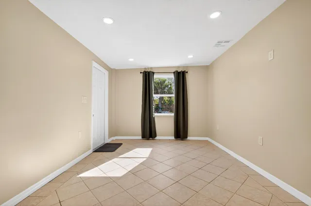 $285,000 | 2108 Donald Avenue, Fort Pierce, FL 34946