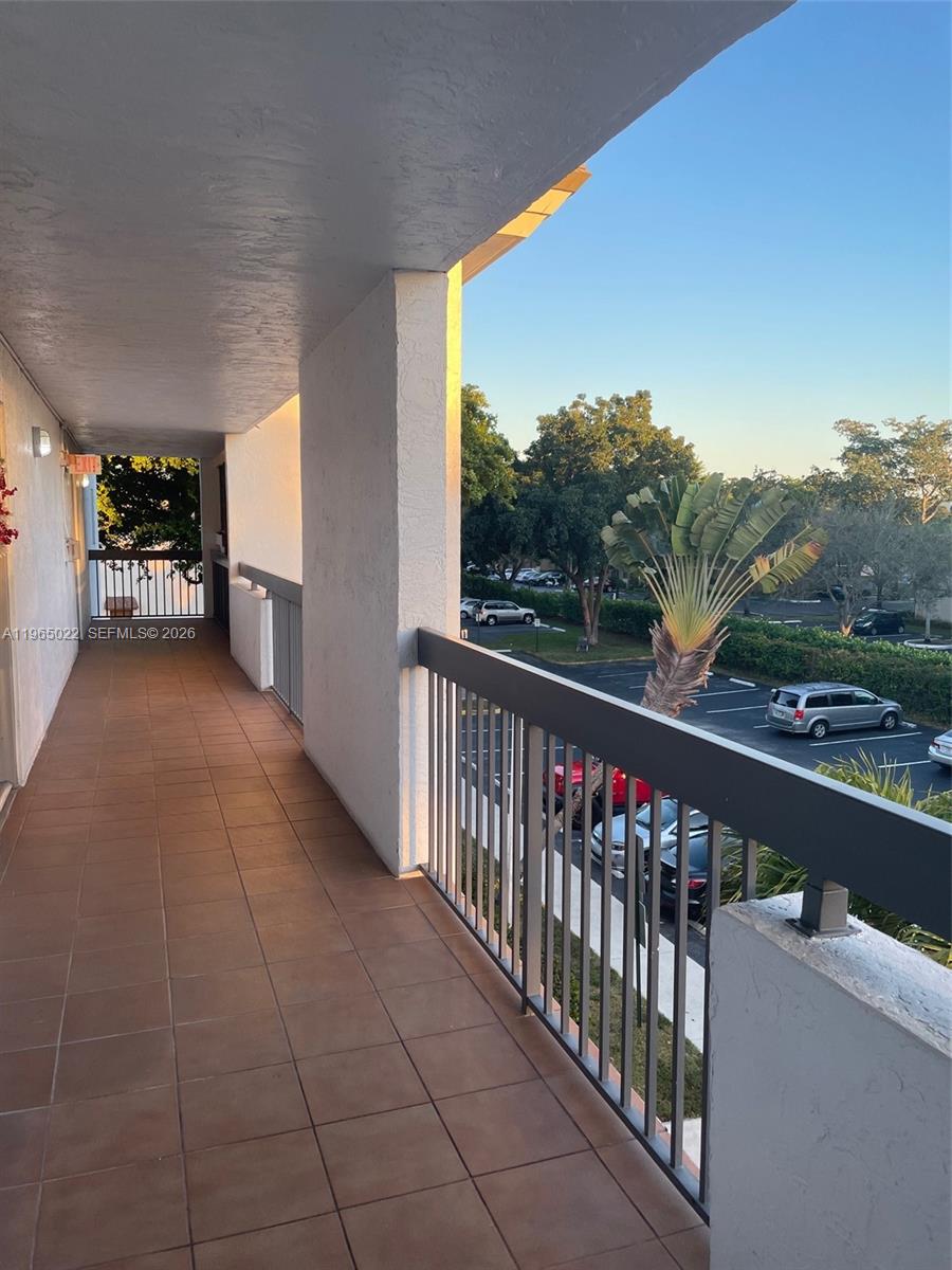 731 North Pine Island Road, Unit 306 Plantation, FL 33324 - Photo 13 of 13 a view of a porch