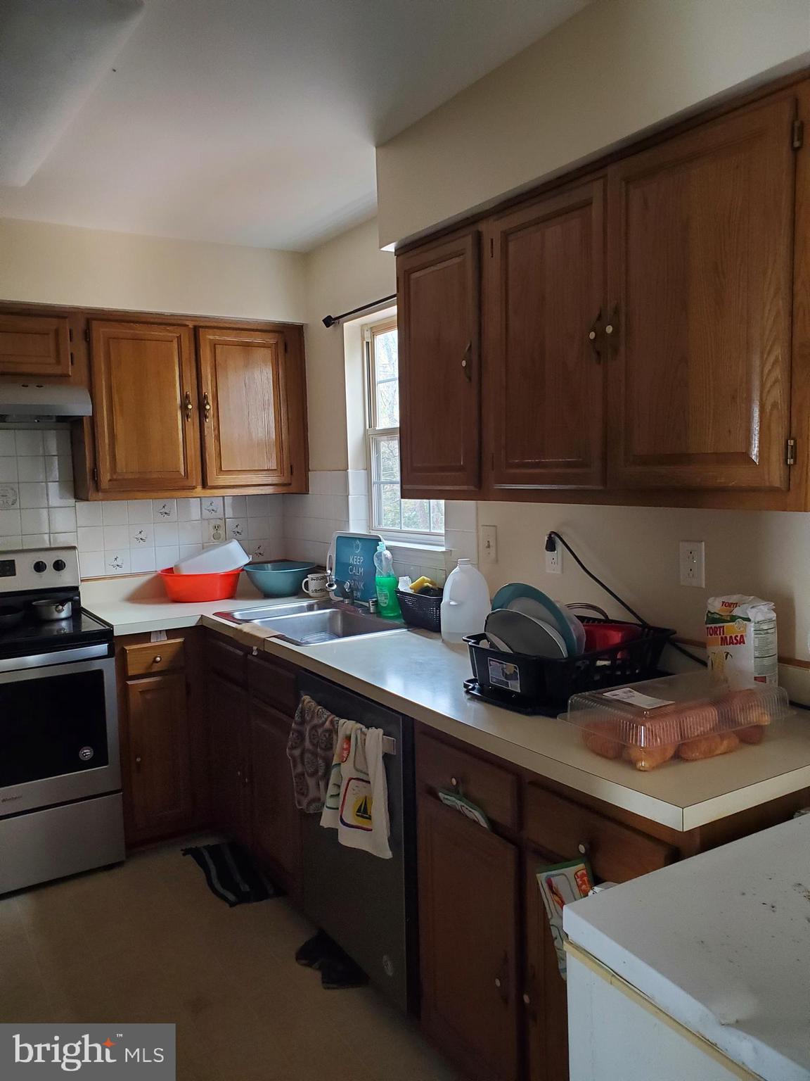 16 Hunters Gate Court Silver Spring, MD 20904 - Photo 3 of 32 Gallery Image 3