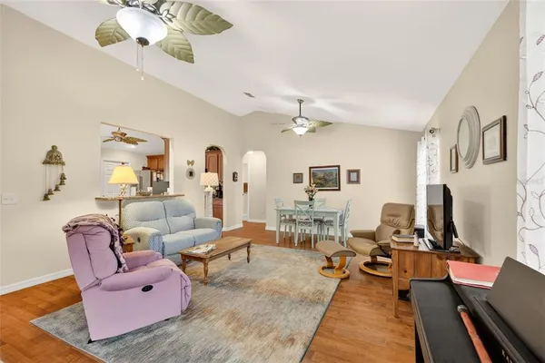 $315,000 | 11217 Southeast 170th Lane, Summerfield, FL 34491