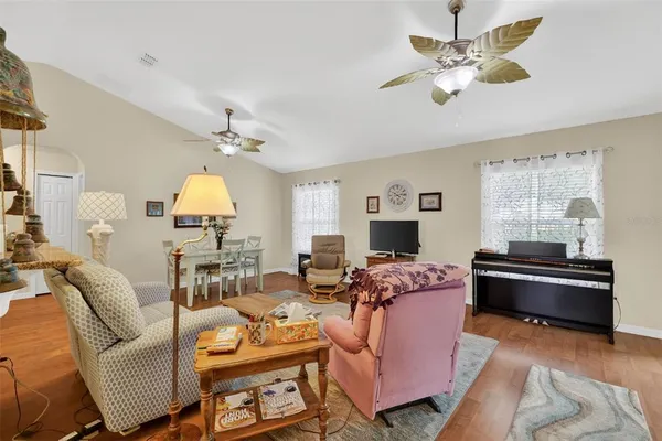 $315,000 | 11217 Southeast 170th Lane, Summerfield, FL 34491