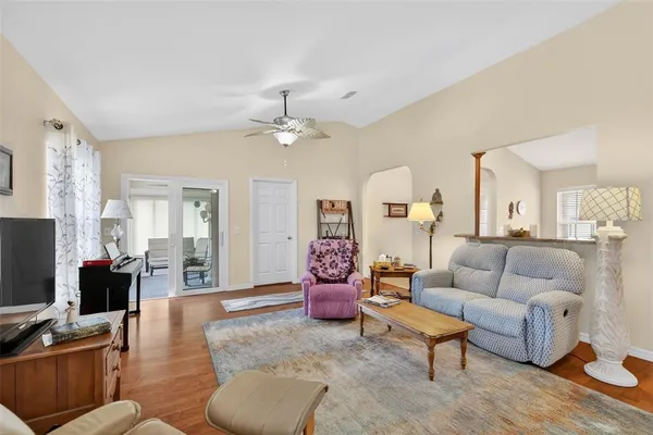 $315,000 | 11217 Southeast 170th Lane, Summerfield, FL 34491