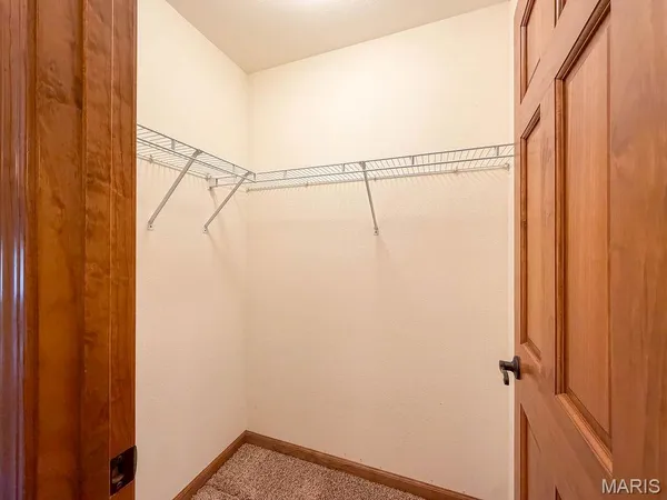 $329,900 | 308 Williamsburg Drive, Crystal City, MO 63019