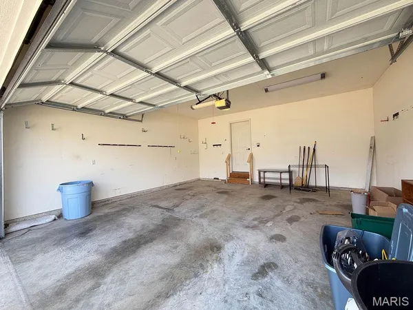 $329,900 | 308 Williamsburg Drive, Crystal City, MO 63019