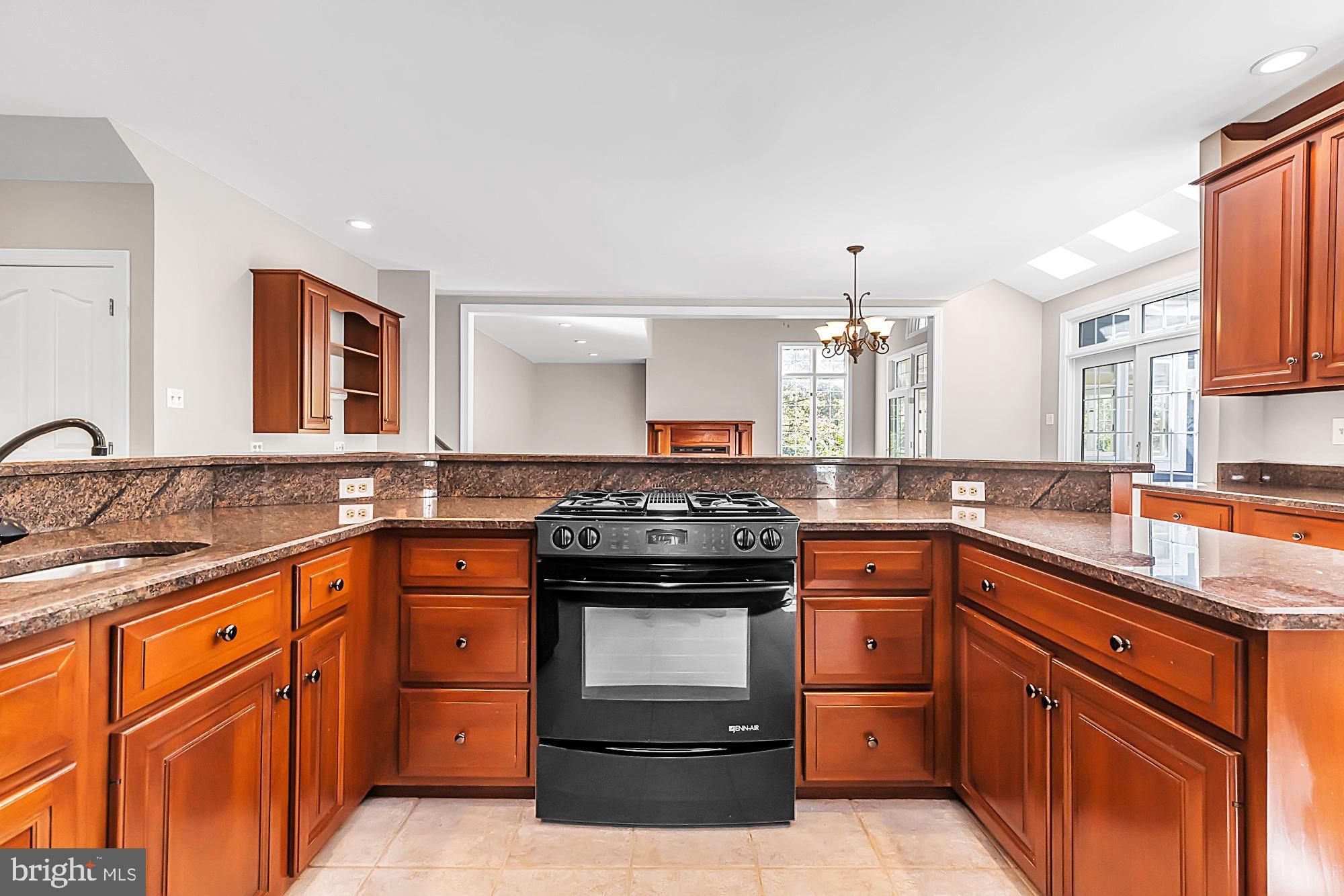1 Rapps Run Drive Malvern, PA 19355 - Photo 18 of 71 Gourmet Eat-In Kitchen Island