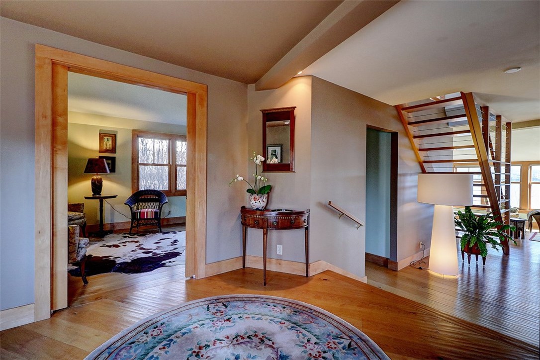 156 Riverside Drive East Providence, RI 02915 - Photo 6 of 35
