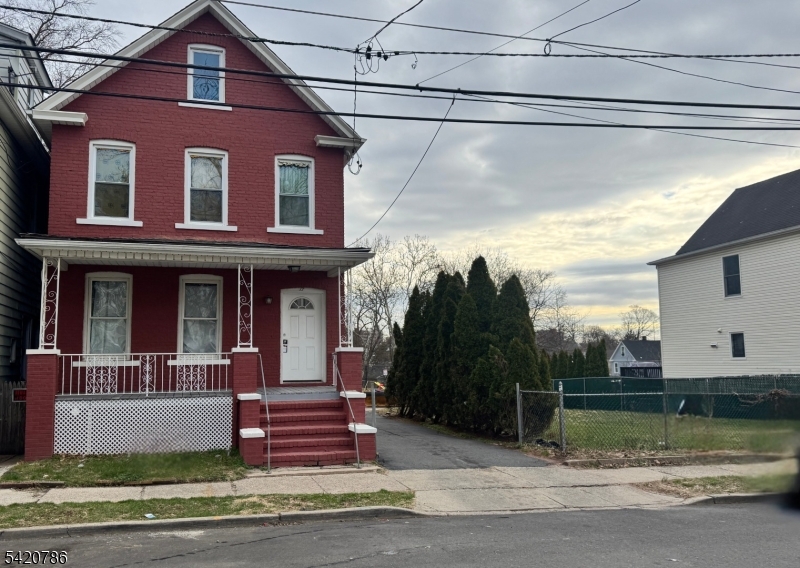17 Home Street Somerset, NJ 08873 - Photo 2 of 20 a front view of a house