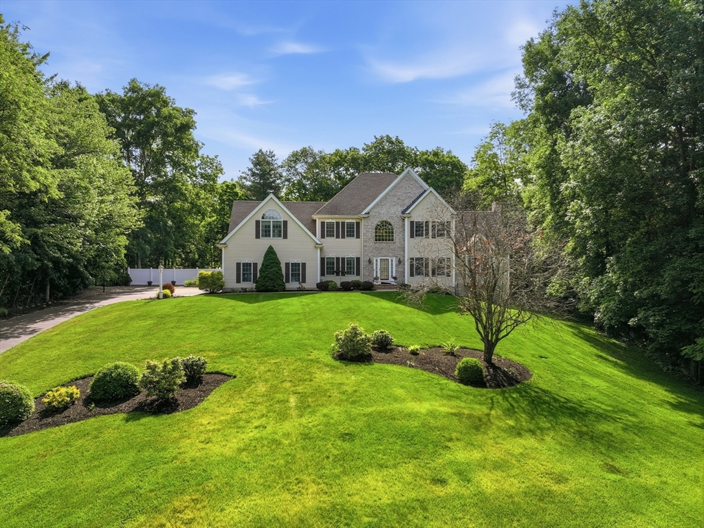 74 Whipple Brook Road Wrentham, MA 02093 - Photo 2 of 41