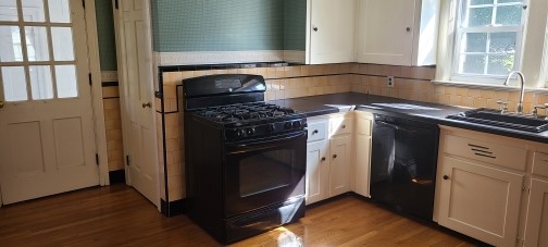61 Brookside Drive Cranston, RI 02910 - Photo 17 of 37