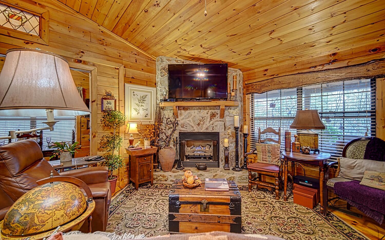 129 Cherokee Drive Blue Ridge, GA 30513 - Photo 2 of 4 Additional View