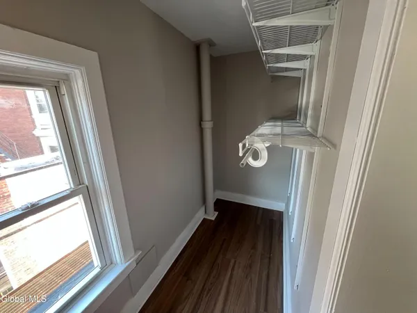 $1,600 | 326 State Street, Albany, NY 12210