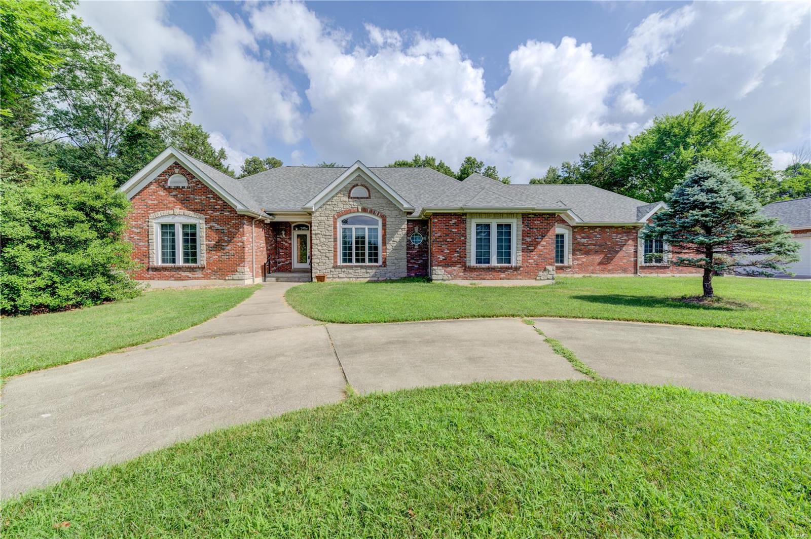 31 Ellerman Forest Drive Foristell, MO 63348 - Photo 2 of 34