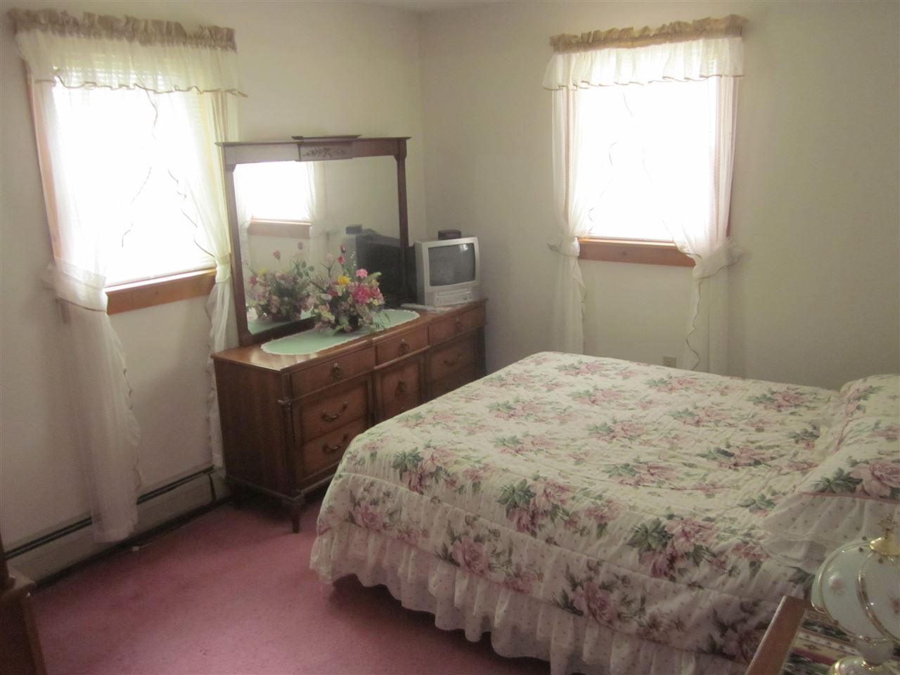 261 State Garage Road Rochester, VT 05767 - Photo 7 of 12