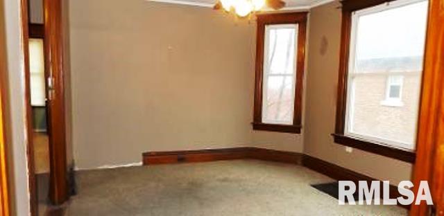 1628 Rhomberg Avenue Dubuque, IA 52001 - Photo 4 of 8 Gallery Image 4