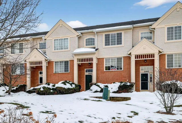 $364,900 | 2164 West Concord Lane, Addison, IL 60101