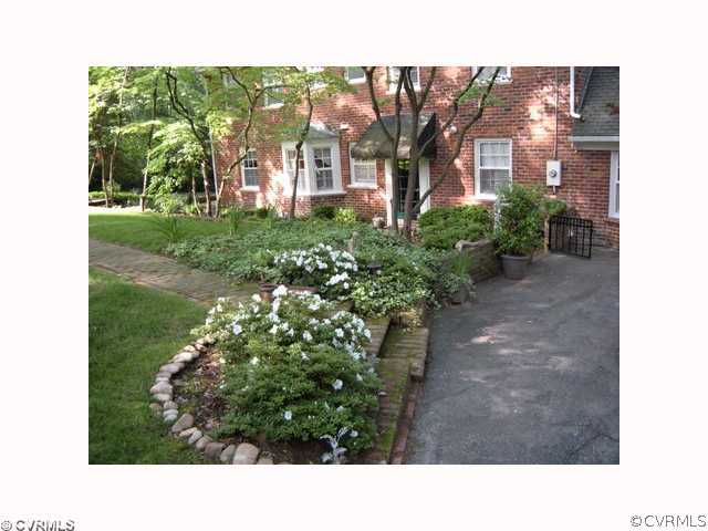 4531 Menokin Road Richmond, VA 23225 - Photo 2 of 12 Exterior Back