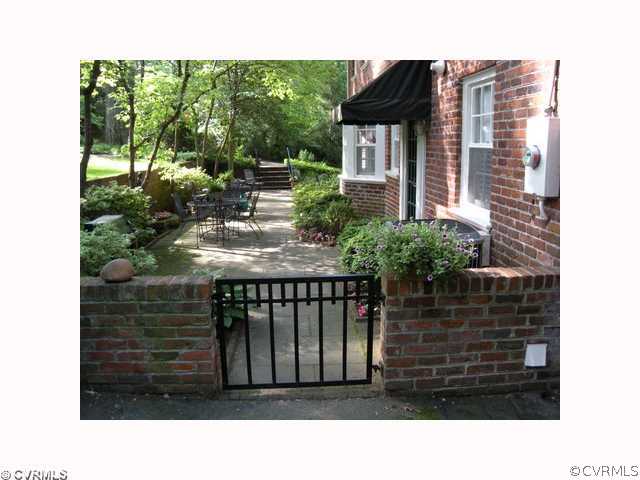 4531 Menokin Road Richmond, VA 23225 - Photo 3 of 12 Patio/Deck