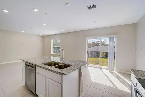 $258,990 | 604 Broadoak Drive, Dundee, FL 33838