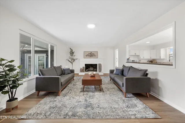 $350,000 | 5817 Stoneleigh Road, Knoxville, TN 37912