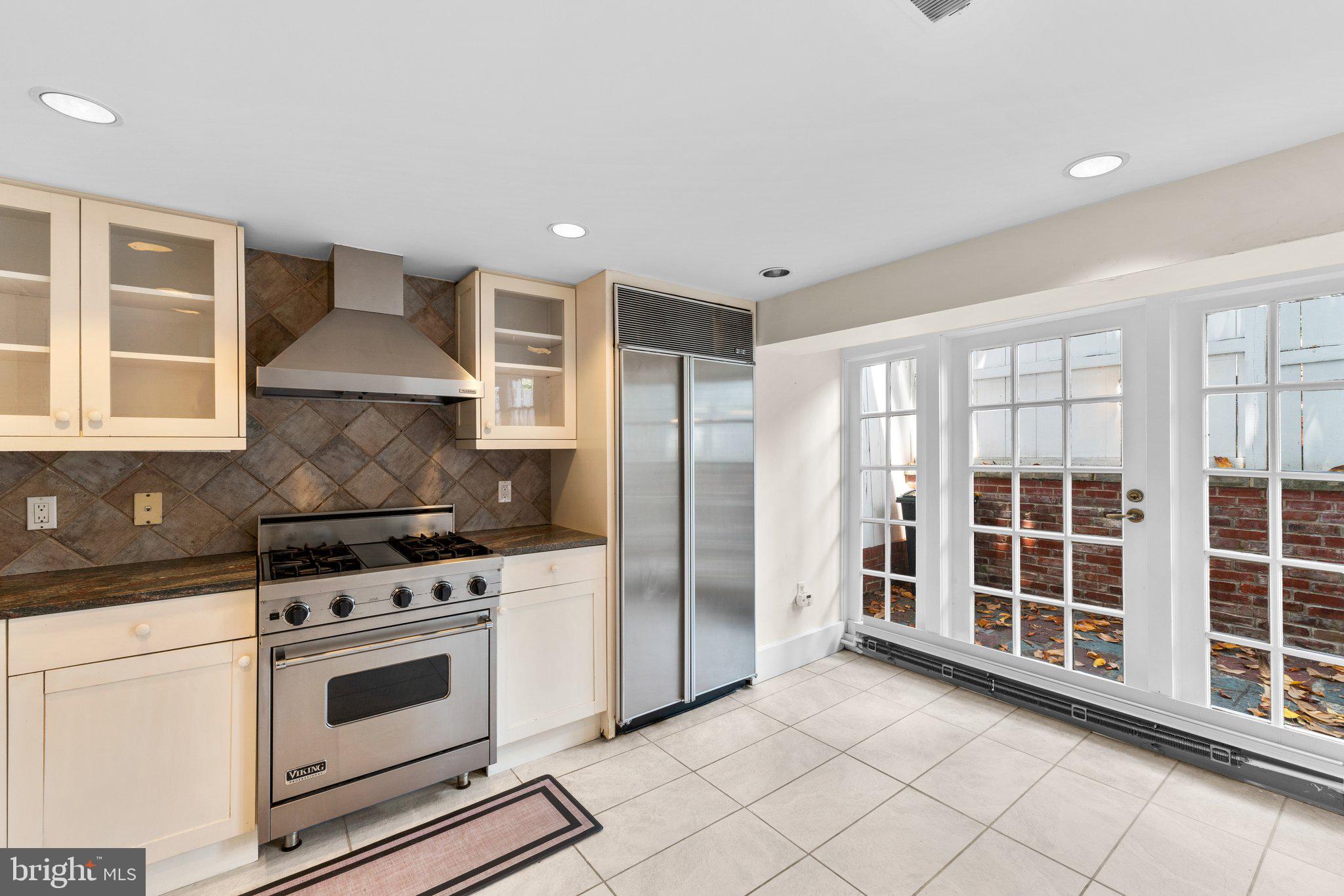 3341 Dent Place Northwest Washington, DC 20007 - Photo 7 of 30