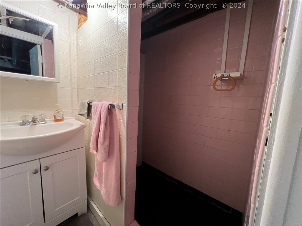 5150 Flatwoods Road Ravenswood, WV 26164 - Photo 15 of 22 Gallery Image 15