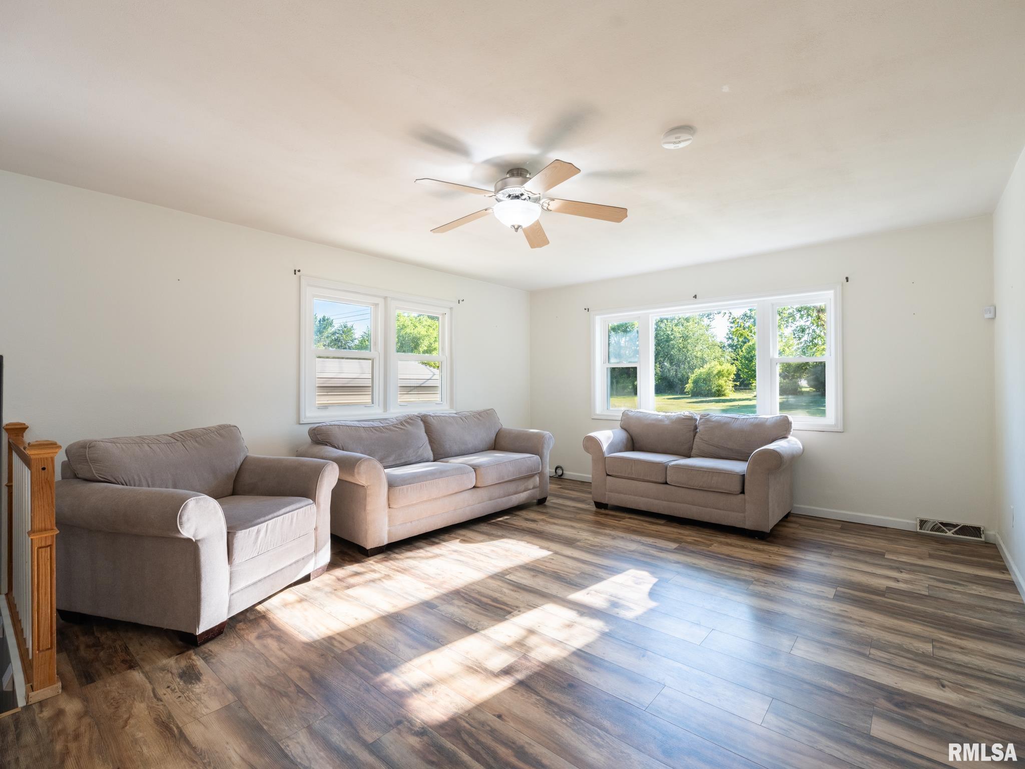13082 Laurel Street Manito, IL 61546 - Photo 13 of 52
