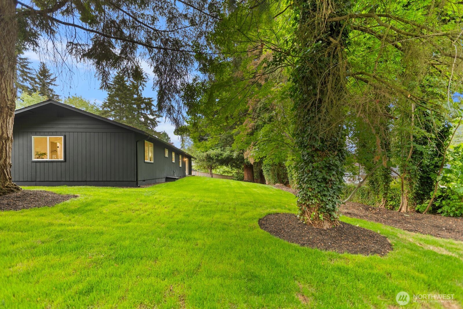 2420 236th Street Southwest Brier, WA 98036 - Photo 37 of 40