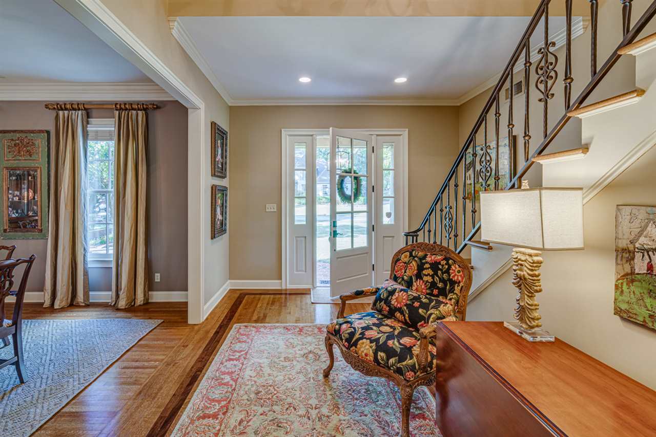 4877 Roane Road Memphis, TN 38117 - Photo 3 of 25
