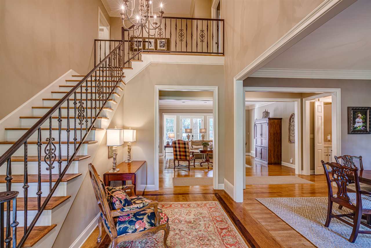 4877 Roane Road Memphis, TN 38117 - Photo 4 of 25