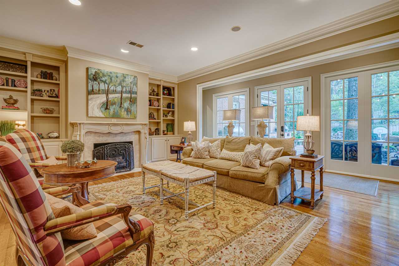 4877 Roane Road Memphis, TN 38117 - Photo 6 of 25