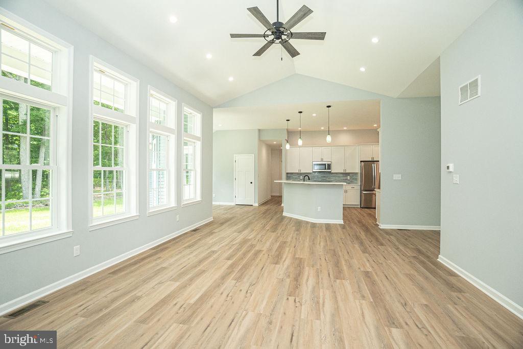 655 Erial Road Sicklerville, NJ 08081 - Photo 14 of 61 living room