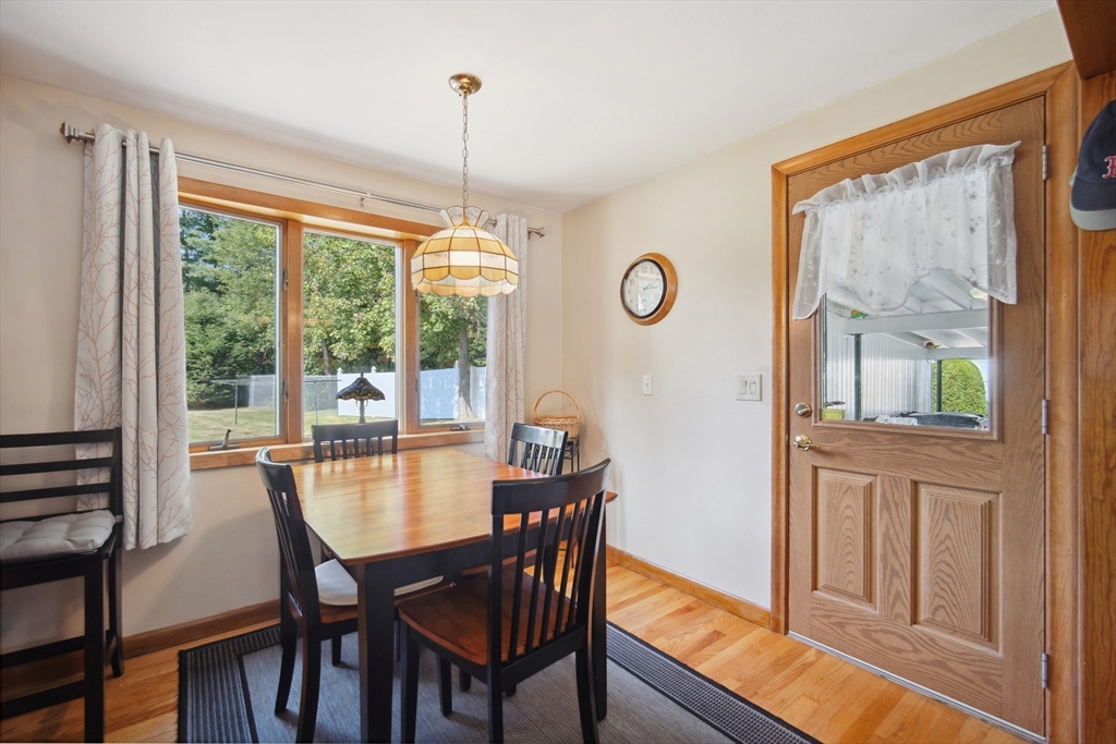 726 Holyoke Road Westfield, MA 01085 - Photo 11 of 29 Gallery Image 11
