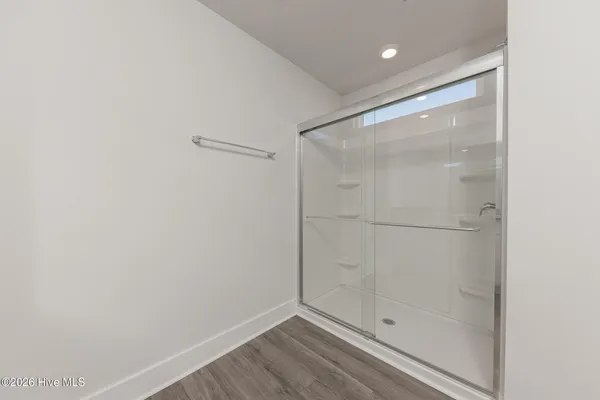 $2,100 | 209 Surfside Lndg Boulevard, Hubert, NC 28539