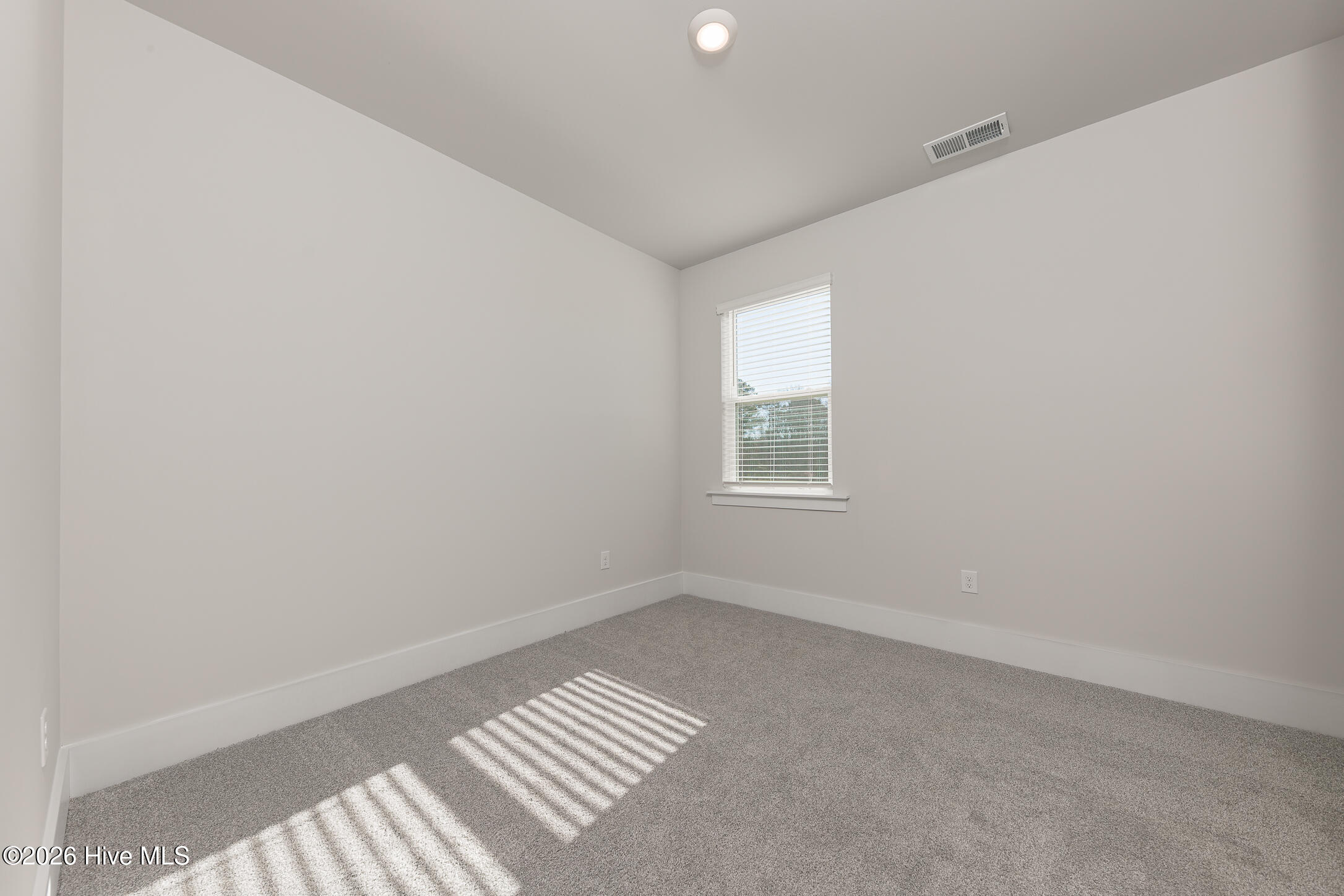 209 Surfside Lndg Boulevard Hubert, NC 28539 - Photo 19 of 44 36BED2