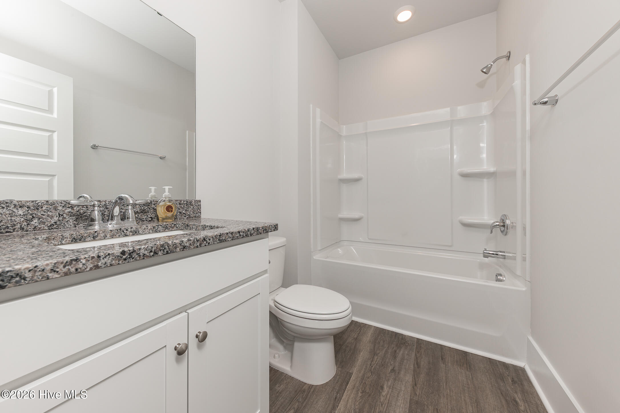 209 Surfside Lndg Boulevard Hubert, NC 28539 - Photo 23 of 44 40FULLBATH1