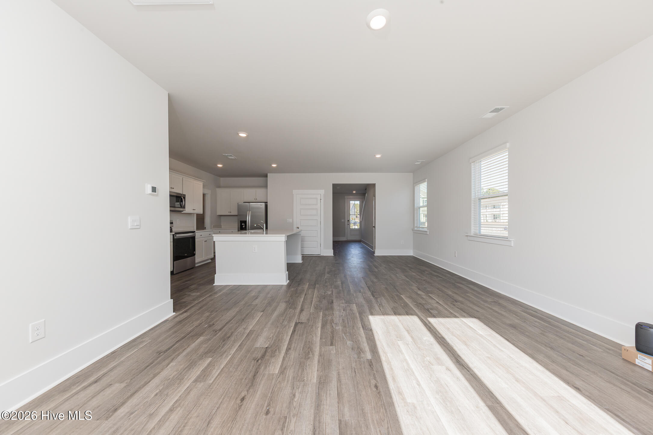 209 Surfside Lndg Boulevard Hubert, NC 28539 - Photo 6 of 44 12LIVING