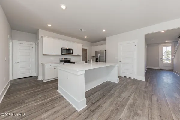 $2,100 | 209 Surfside Lndg Boulevard, Hubert, NC 28539