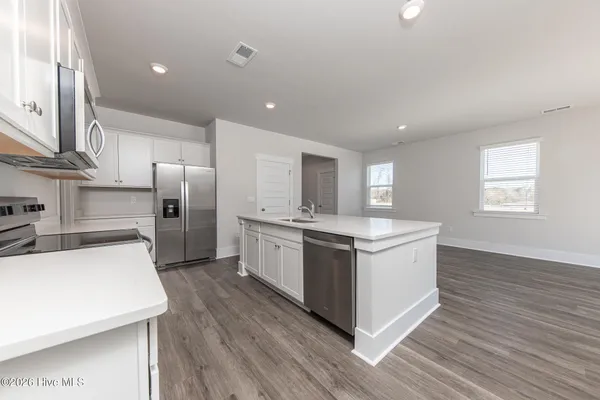 $2,100 | 209 Surfside Lndg Boulevard, Hubert, NC 28539