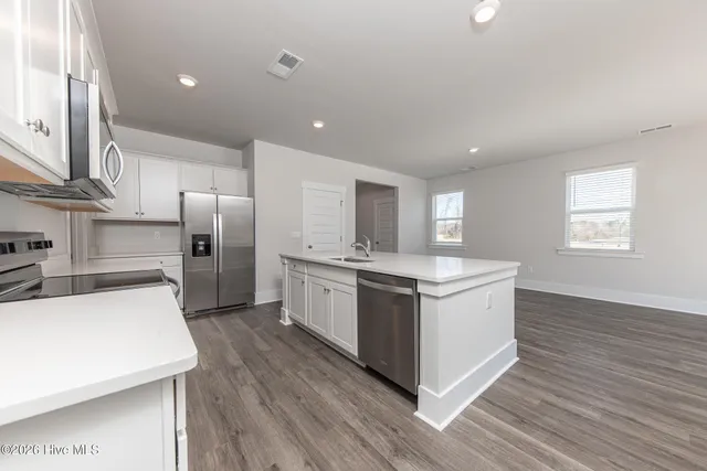 $2,200 | 209 Queens Creek Road, Unit LOT 146, Swansboro, NC 28584