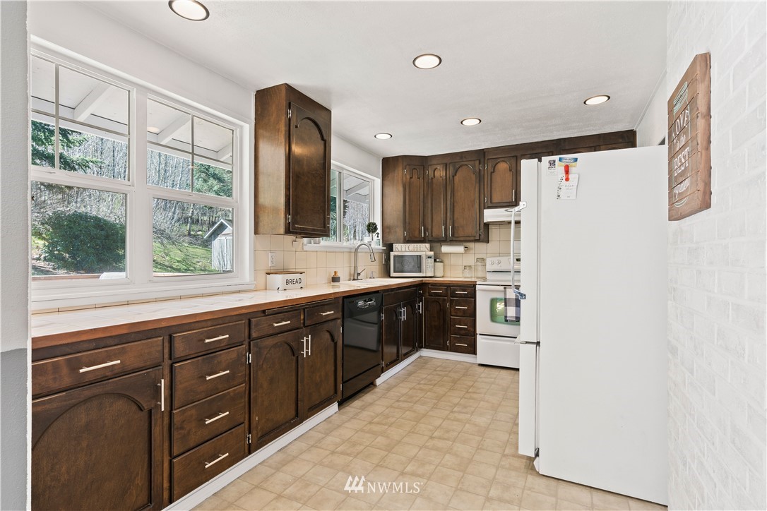 102 Compton Road Morton, WA 98356 - Photo 14 of 40 Gallery Image 14