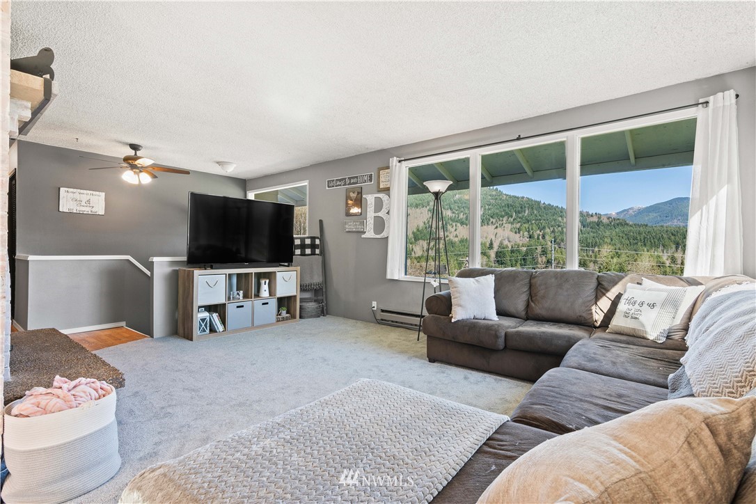 102 Compton Road Morton, WA 98356 - Photo 5 of 40 Gallery Image 5
