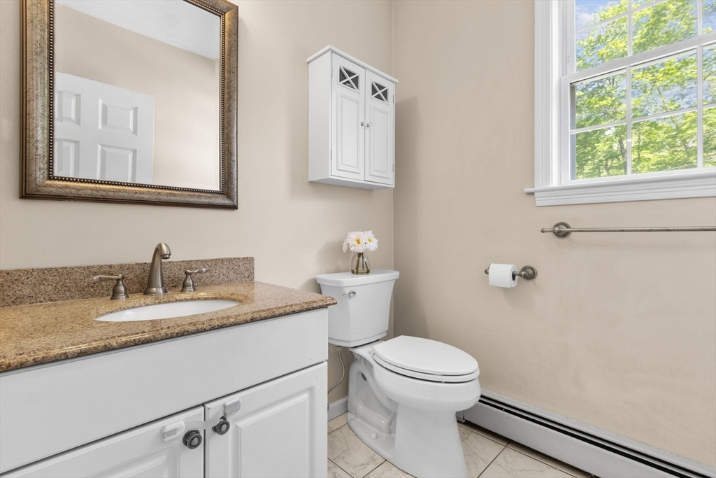 18 Field Pond Road Milford, MA 01757 - Photo 16 of 42