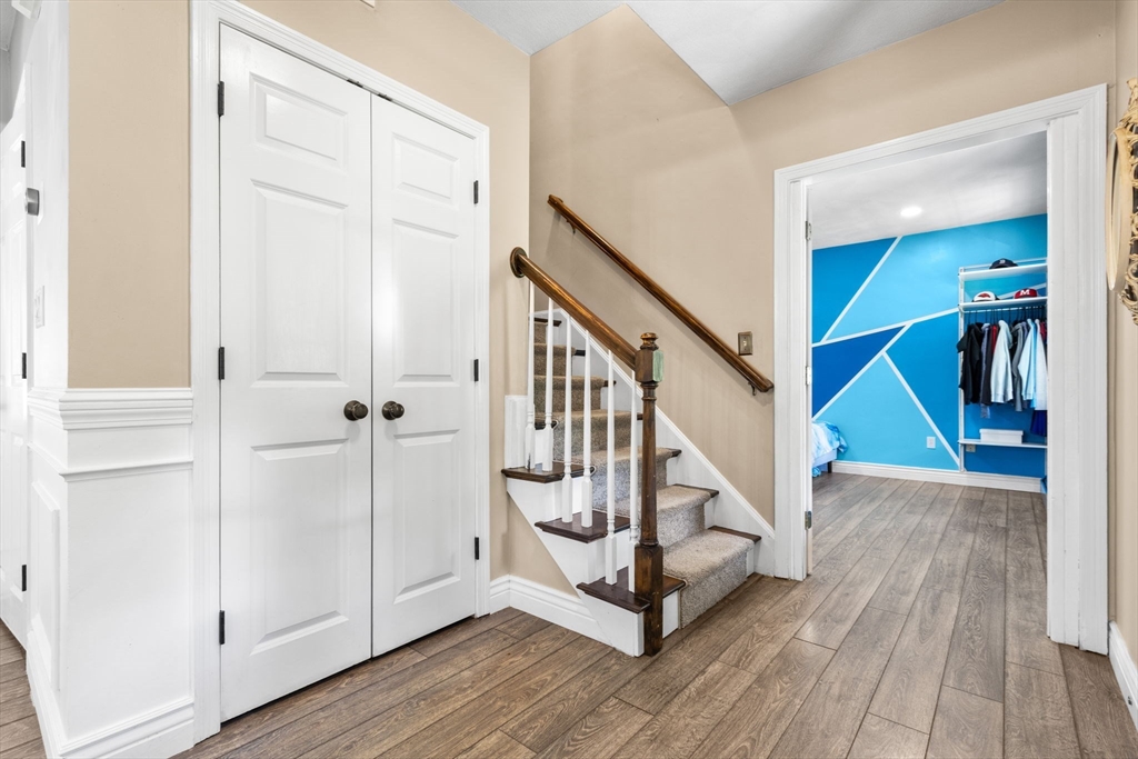 18 Field Pond Road Milford, MA 01757 - Photo 5 of 42