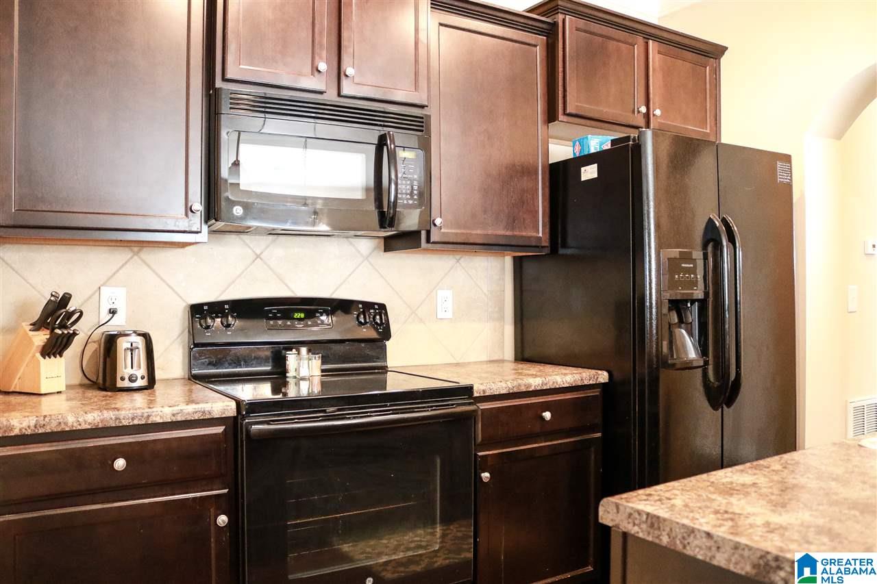 301 Reed Way Kimberly, AL 35091 - Photo 3 of 25
